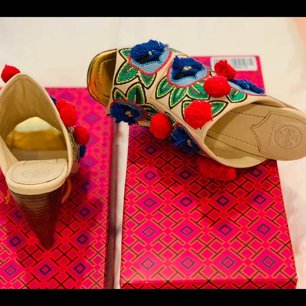 Shoes - Picture 2 of 5